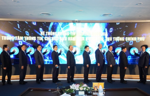 Nghi thức khai trương Hệ thống thông tin báo cáo quốc gia, Trung tâm Thông tin, chỉ đạo điều hành của Chính phủ, Thủ tướng Chính phủ. Nguồn ảnh: VGP