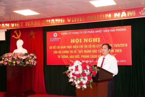 Đồng chí  Tạ Công Hoan - Bí thư Đảng ủy, Chủ tịch HĐQT phát biểu tại Hội nghị