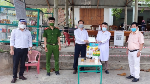 Thuỷ điện A Vương hỗ trợ các chốt kiểm soát phòng chống COVID-19