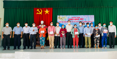 EVNGENCO2 chung tay chăm lo tết cho người dân Cần Thơ
