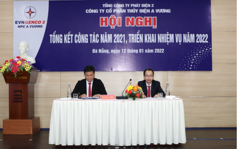 Ông Ngô Việt Hưng - CT.HĐQT AVC (trái) và Ông Cao Huy Bảo – TGĐ AVC (phải)
