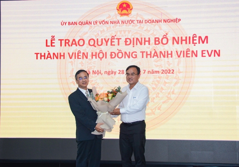 Công bố quyết định bổ nhiệm Thành viên Hội đồng thành viên EVN