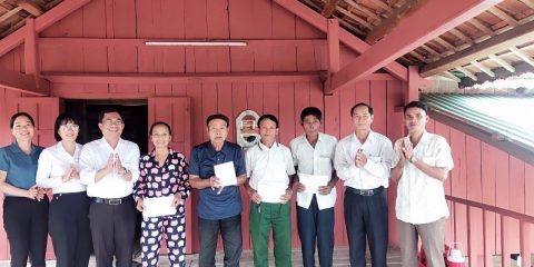 SBH đến thăm và tri ân các gia đình chính sách