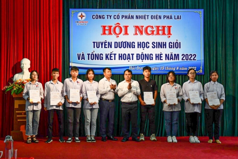 PPC Tổ chức Hội nghị tuyên dương học sinh giỏi và Tổng kết hoạt động hè năm 2022