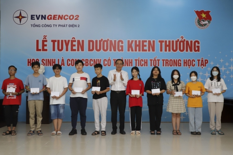 EVNGENCO2 khen thưởng 254 học sinh là con em CBCNV có thành tích tốt trong học tập