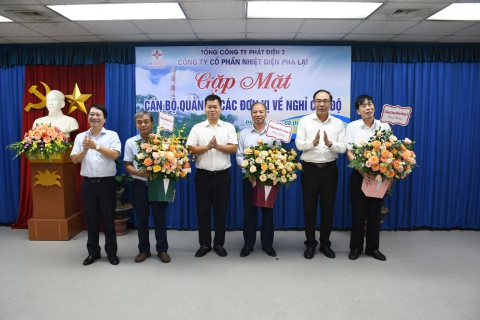 Công ty CP Nhiệt điện Phả Lại tổ chức gặp mặt chia tay Cán bộ quản lý các đơn vị nghỉ chế độ hưu trí