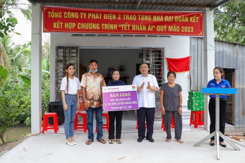 EVNGENCO2 trao tặng 04 nhà Đại đoàn kết tại huyện Phong Điền, thành phố Cần Thơ