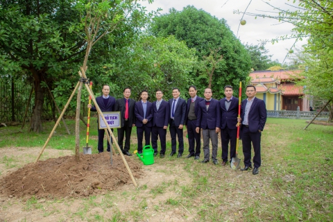 Nhiệt điện Hải Phòng khai xuân và phát động Tết trồng cây Quý Mão 2023