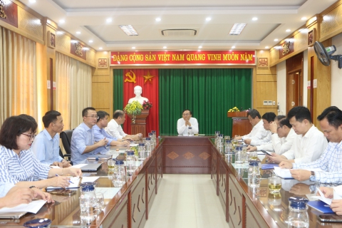 Lãnh đạo EVNGENCO2 làm việc với Công ty TNHH MTV Thủy điện Trung Sơn về kế hoạch SXKD năm 2023