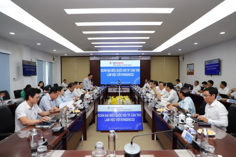 Đoàn Đại biểu Quốc hội thành phố Cần Thơ làm việc với Tổng công ty Phát điện 2