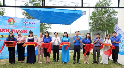 Khánh thành và bàn giao công trình bể bơi di động cho học sinh miền núi xã Suối Trai