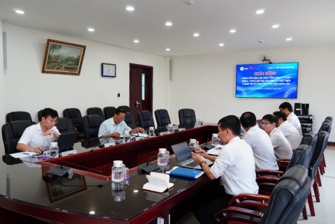 Quảng cảnh buổi làm việc
