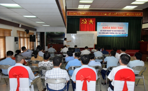 PPC tổ chức khóa bồi huấn nghiệp vụ giao nhận hàng theo mớn nước phương tiện thủy nội địa