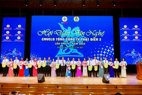 Sôi động Hội diễn Văn nghệ CNVCLĐ EVNGENCO2