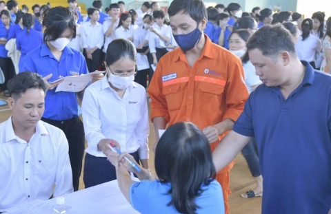 Thủy điện Thác Mơ: cho đi những giọt máu hồng
