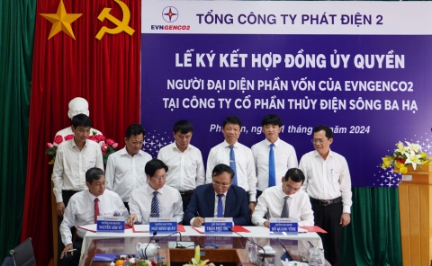 Ký kết hợp đồng ủy quyền Người đại diện phần vốn của EVNGENCO2 tại SBH