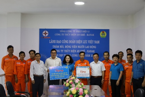 Công đoàn EVN thăm hỏi tập thể người lao động Thủy điện An Khê – Ka Nak