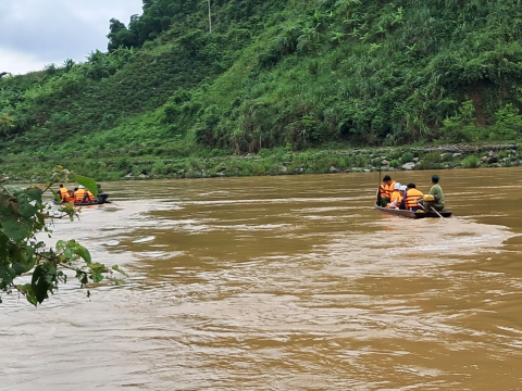Thủy điện Trung Sơn kiểm tra thực địa dòng chảy thoát lũ hạ du đập đảm bảo an toàn mùa lũ năm 2024