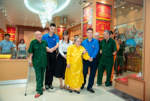 Nhiệt điện Phả Lại tổ chức gặp mặt, tri ân Mẹ Việt Nam anh hùng và người có công với Cách mạng