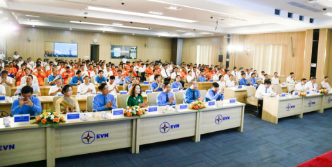 Bứt phá chuyển đổi số: Cán bộ TMP nhận bằng khen sáng kiến cấp EVN