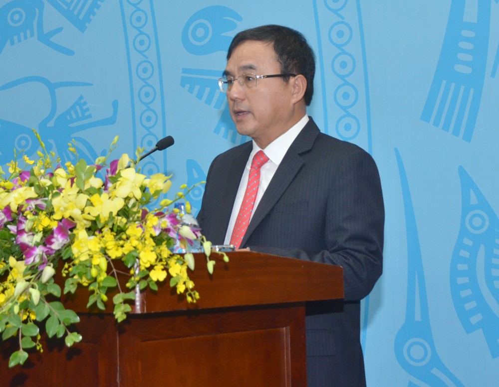 Bí thư Đảng ủy, Chủ tịch HĐTV EVN Dương Quang Thành đọc diễn văn Lễ kỷ niệm 88 năm ngày thành lập Đảng Cộng sản Việt Nam diễn ra sáng ngày 2/2 do Đảng ủy EVN tổ chức.