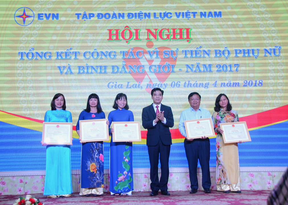 Hoinghivisutienbophunu6418
