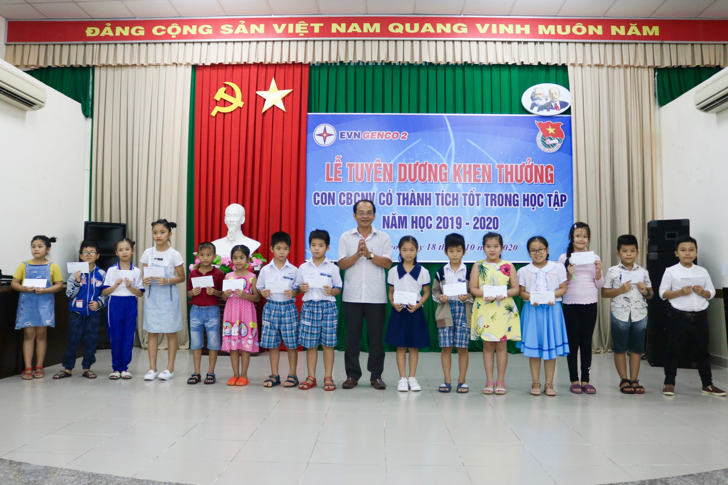 khen thuong 5