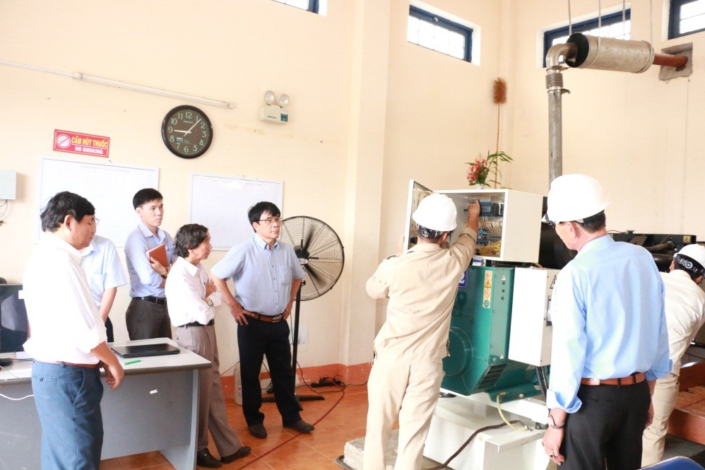 Lãnh đạo Công ty kiểm tra công tác PCTT&TKCN tại đập tràn An Khê