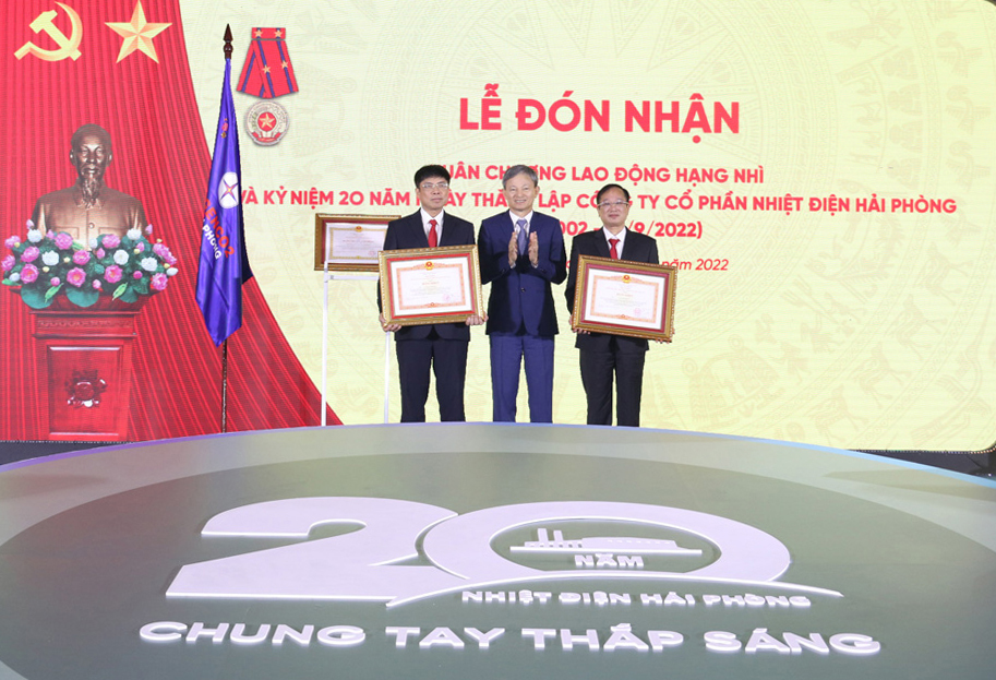 ông Nhân