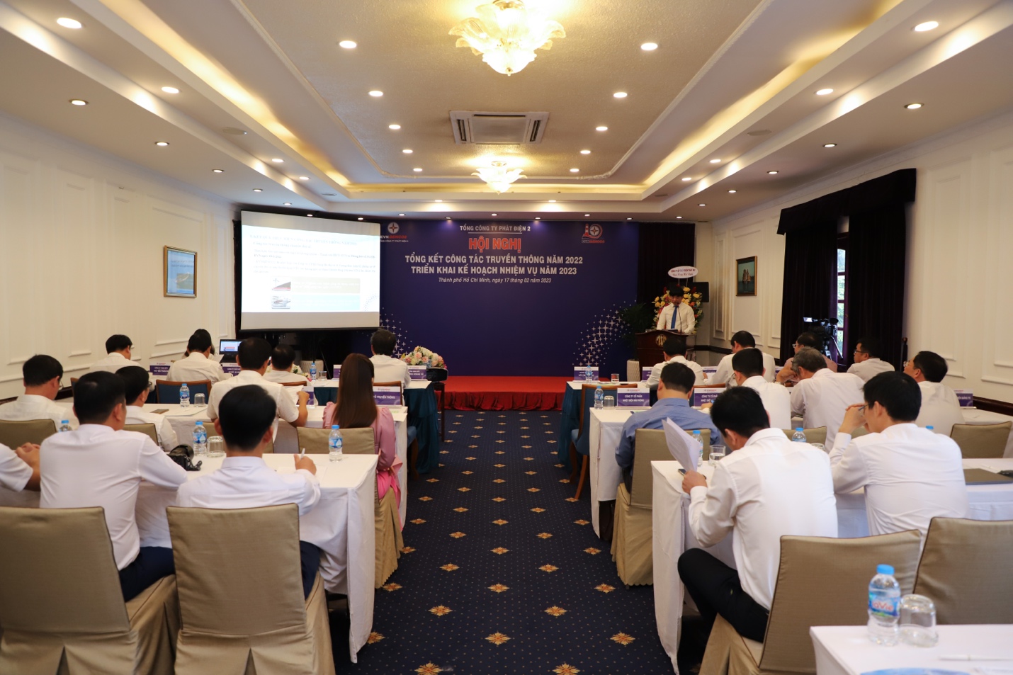 Quang cảnh hội nghị