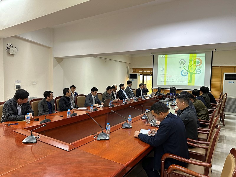 quang cảnh buổi làm việc
