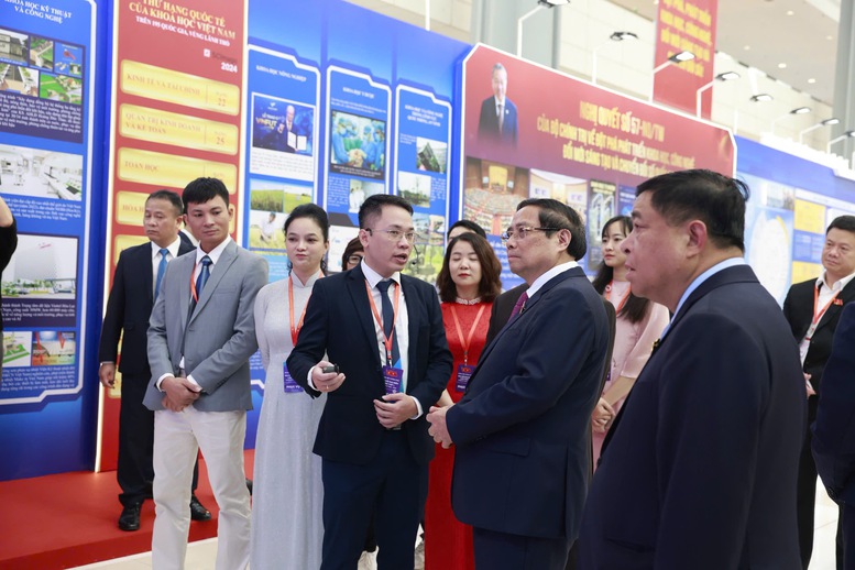 121025minhchinh3 20251012110407357